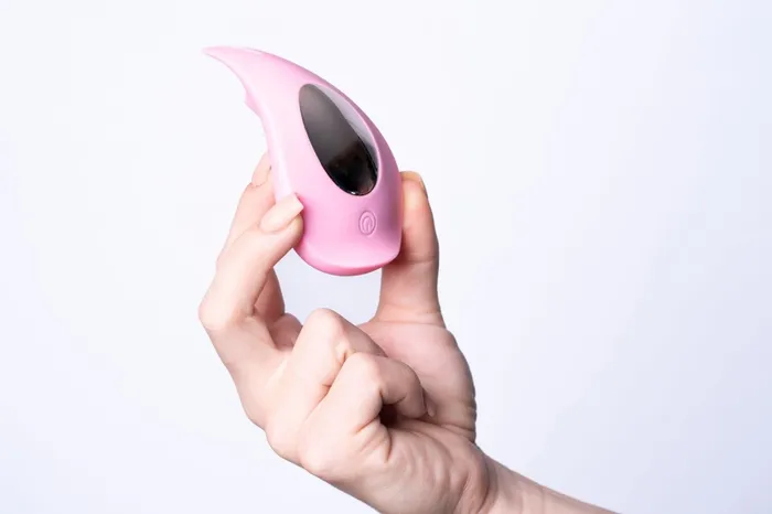 Maia Toys Sera Clitoral Layon Bullet Vibrator Pink Female Sex Toys Maia Toys Sera Clitoral Layon Bullet Vibrator Pink Female Sex Toys